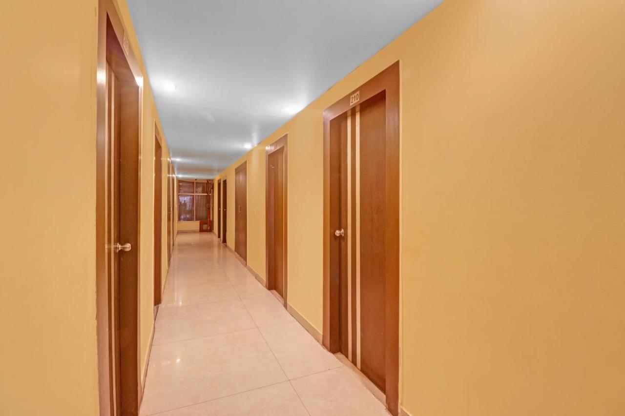 Hotel Sunshine Park -- Near Anand Vihar Terminal Ghaziabad Dış mekan fotoğraf