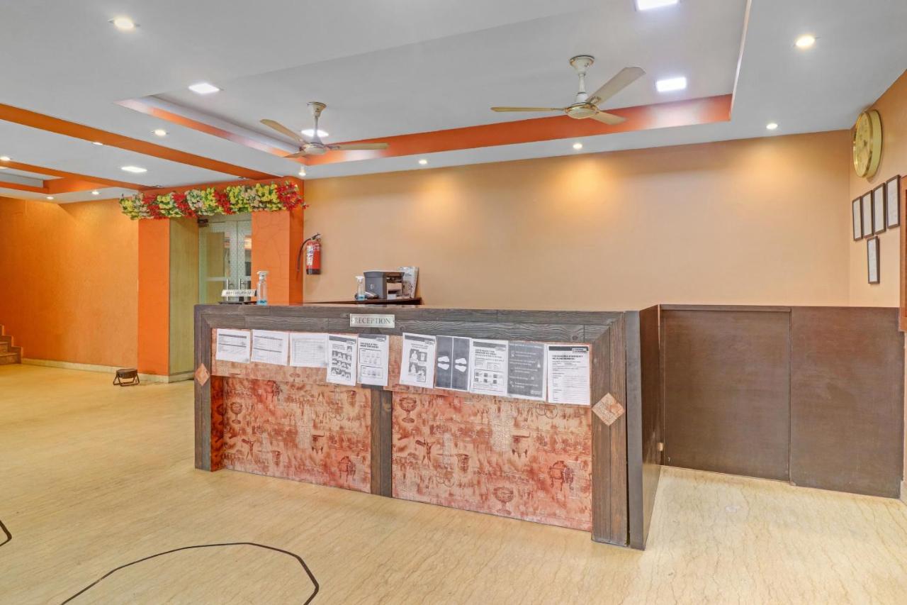 Hotel Sunshine Park -- Near Anand Vihar Terminal Ghaziabad Dış mekan fotoğraf